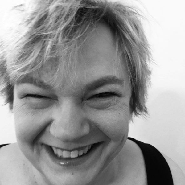 Grin, til du tisser..